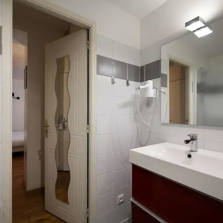 302 Sejournez Dans Un De Charme 5 Appartement *